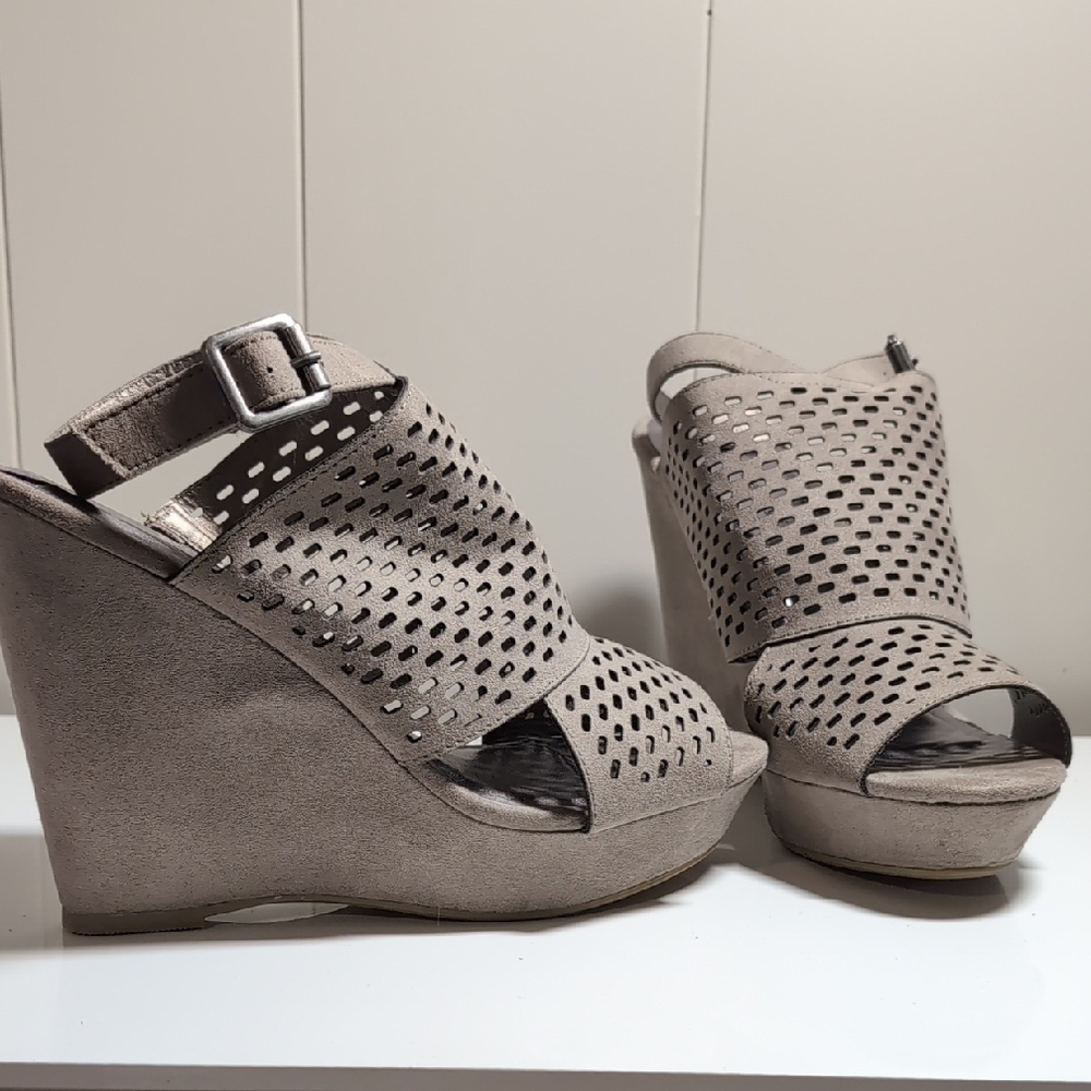 Madden Girl Cream Wedge Sandals with Perforated Design